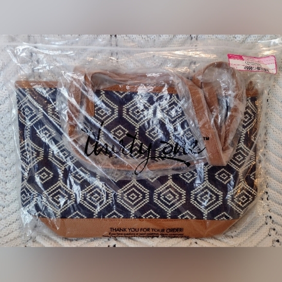 NEW Thirty - One Bag  Little Dreamer Dotty Hexagon - Picture 1 of 4